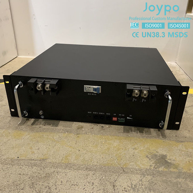 Batterie au lithium de stockage solaire Joypo 48V 100Ah pour le stockage d'énergie commerciale et domestique