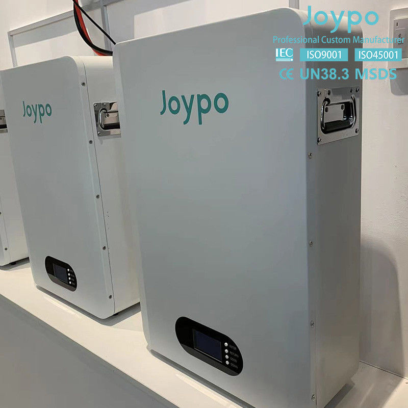 Batterie solaire pour ménage 48V 51.2V 100Ah Pour système de stockage d'énergie solaire
