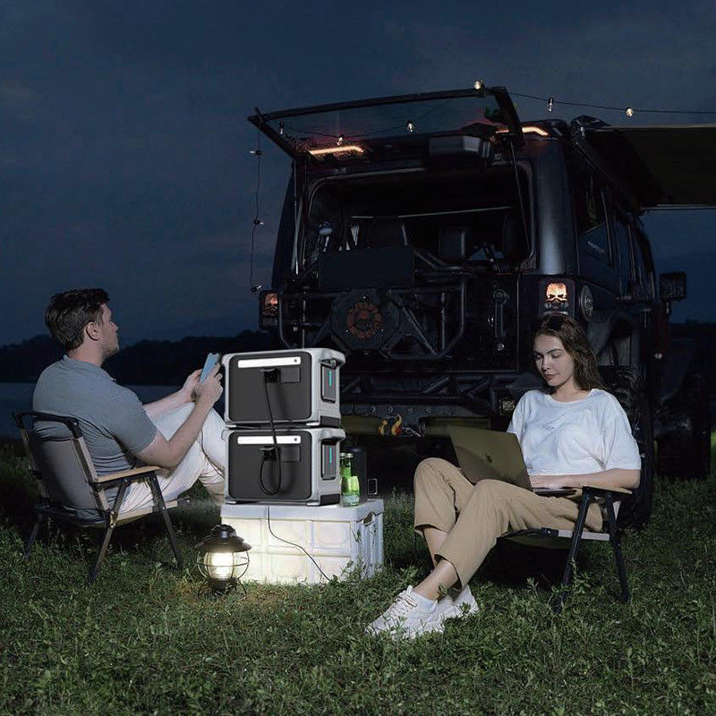 LiFePO4 batterie extérieure générateur d'énergie solaire portable 1200W avec lumière LED